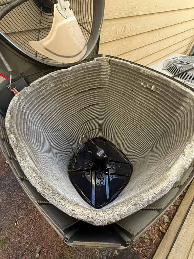 Air Conditioner Maintenance image